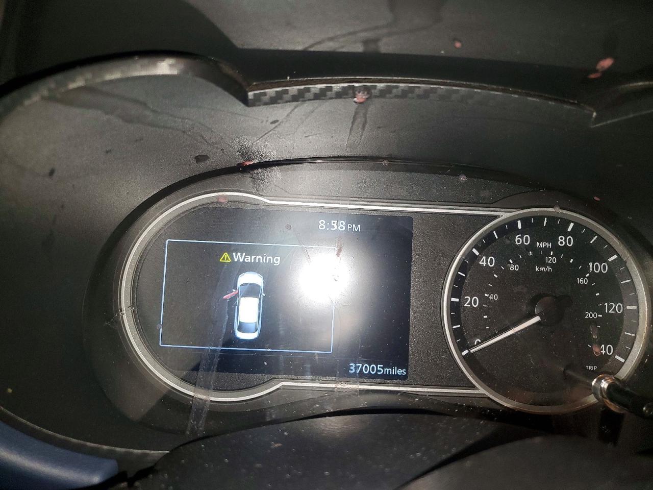 2025 Nissan Versa Sv - zdjęcie 9