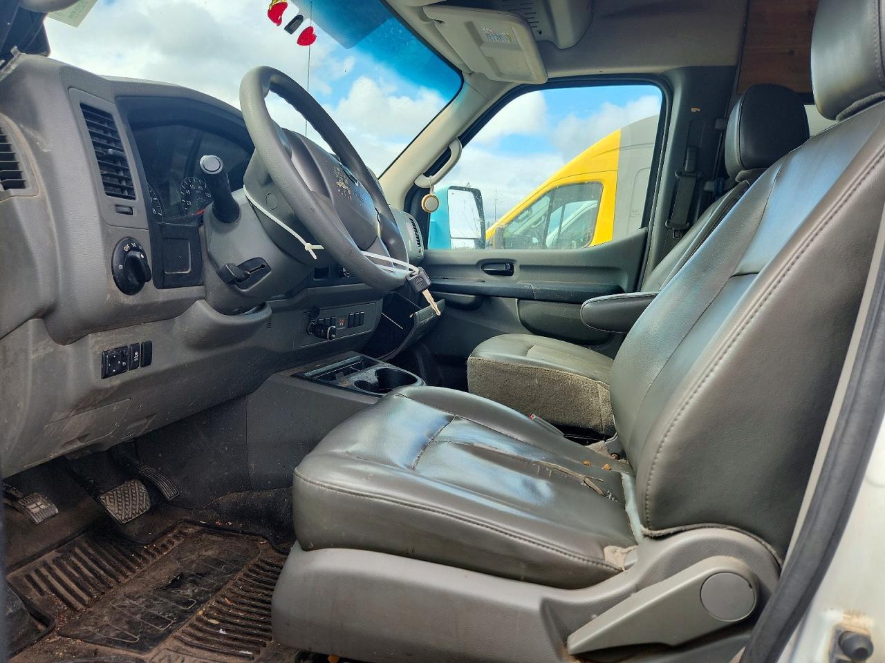 2015 Nissan Nv 2500 - zdjęcie 7