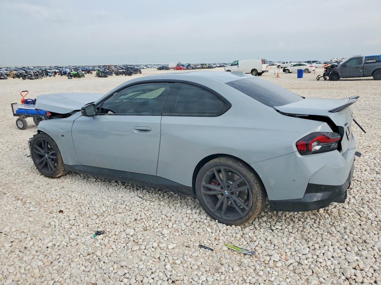 BMW M2 - zdjęcie 2