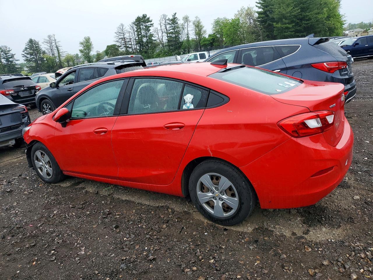 2017 Chevrolet Cruze Ls - zdjęcie 2
