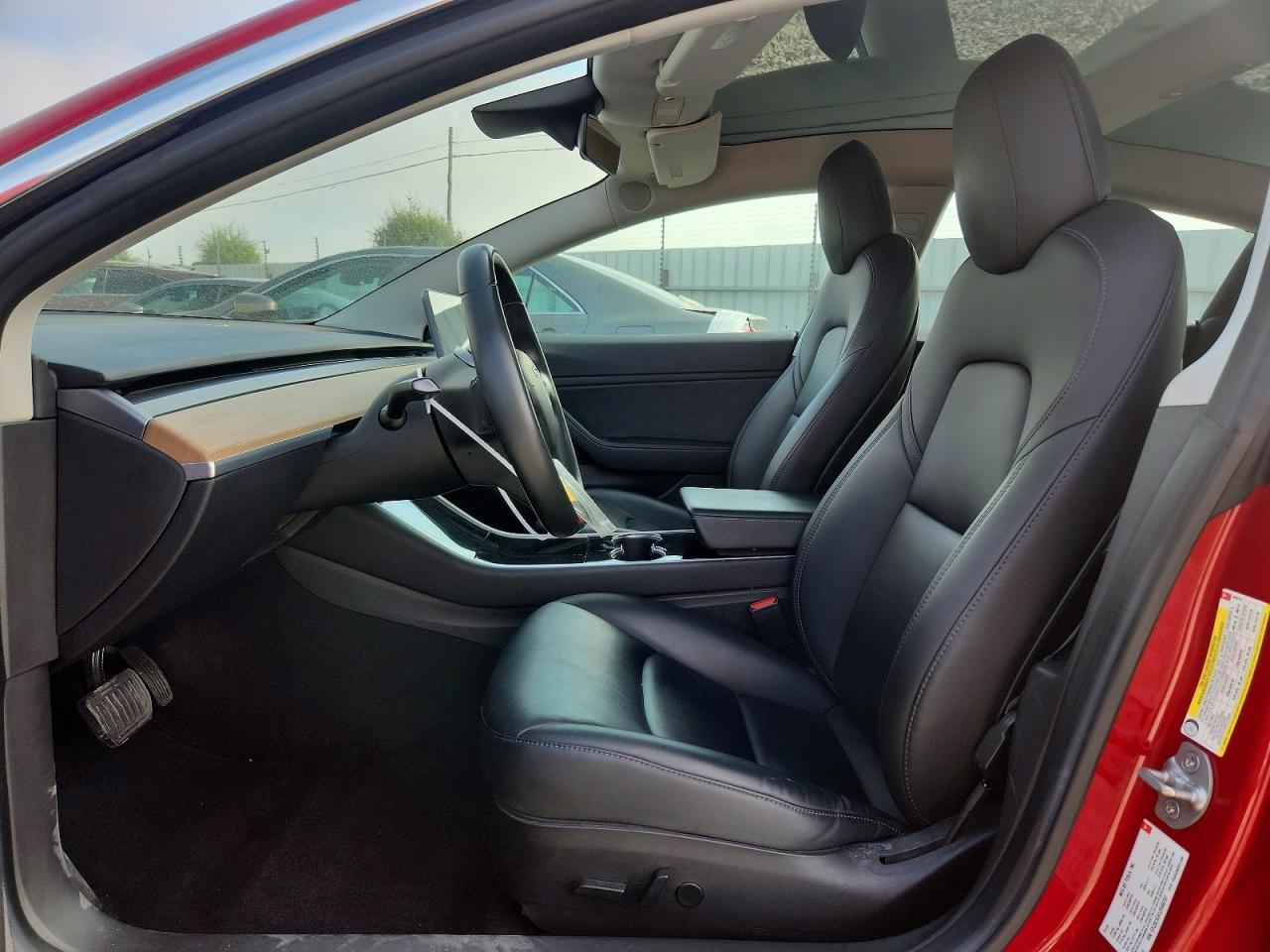 2018 Tesla Model 3 - zdjęcie 7