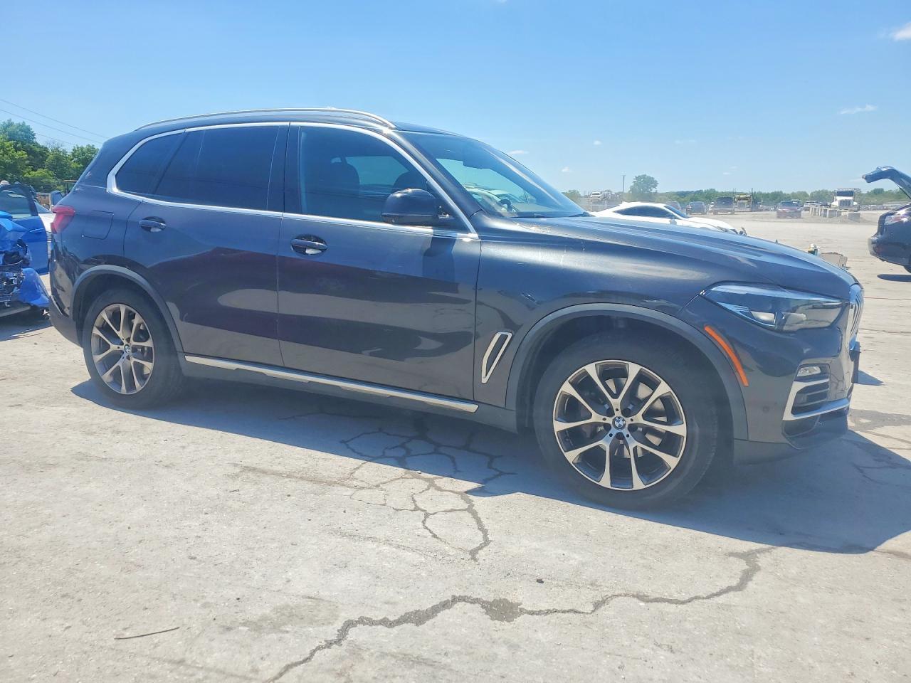 2019 BMW X5 xDrive40I - zdjęcie 4