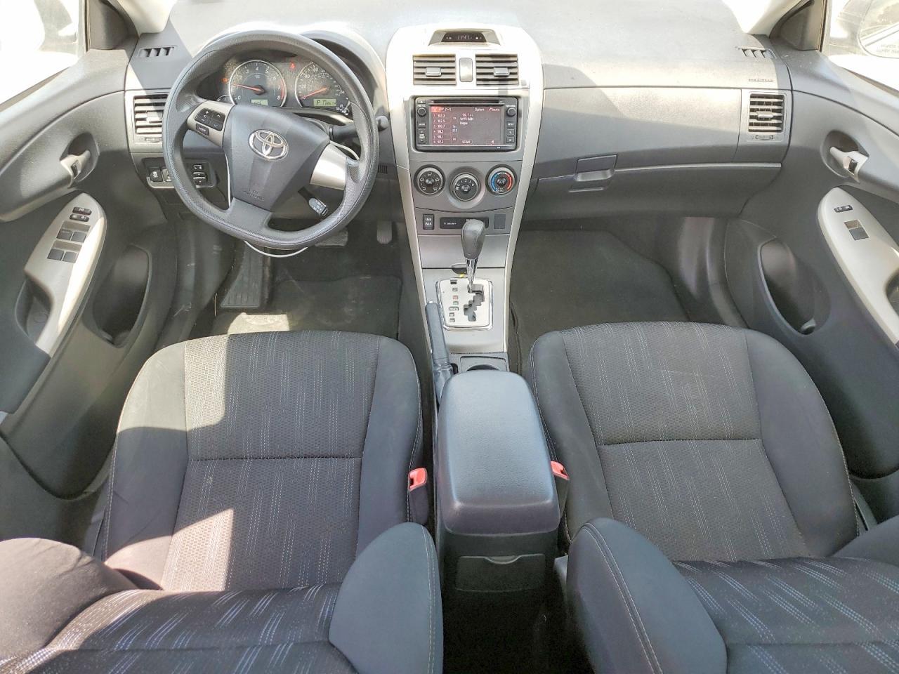 2013 Toyota Corolla S - zdjęcie 8