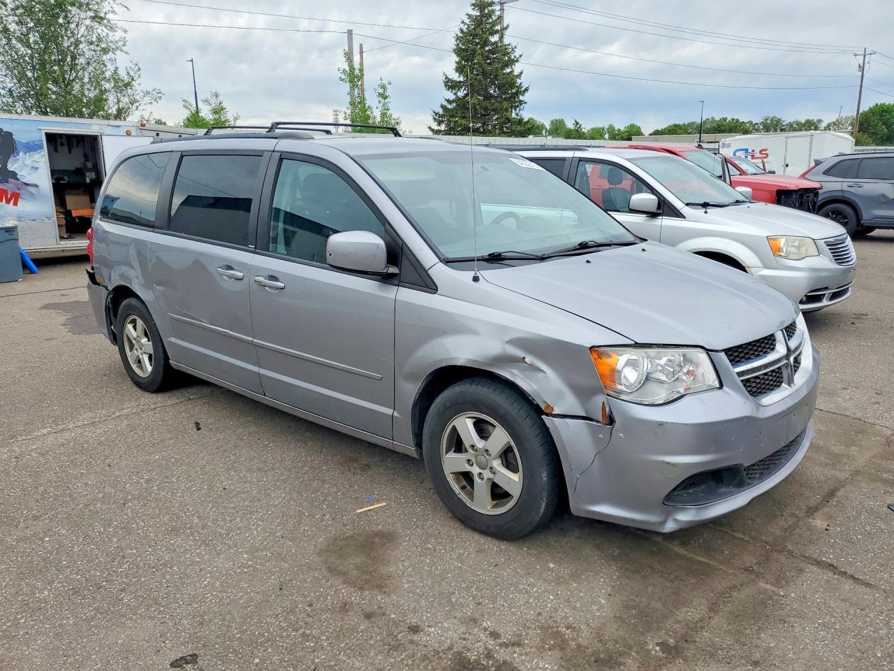 2013 Dodge Grand Caravan Sxt - zdjęcie 4