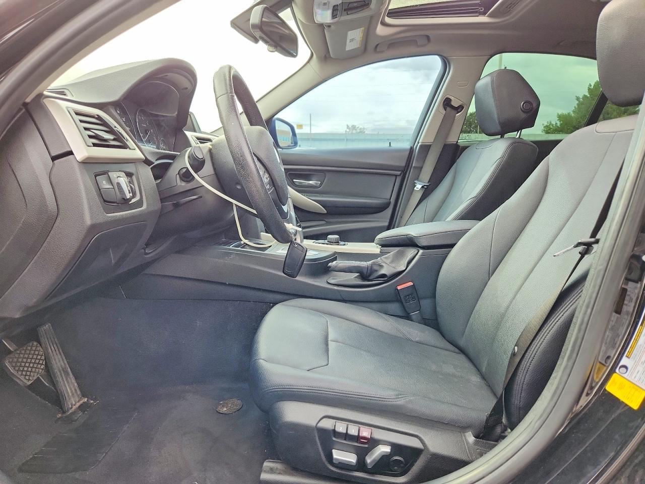 2017 BMW 320 I - zdjęcie 7