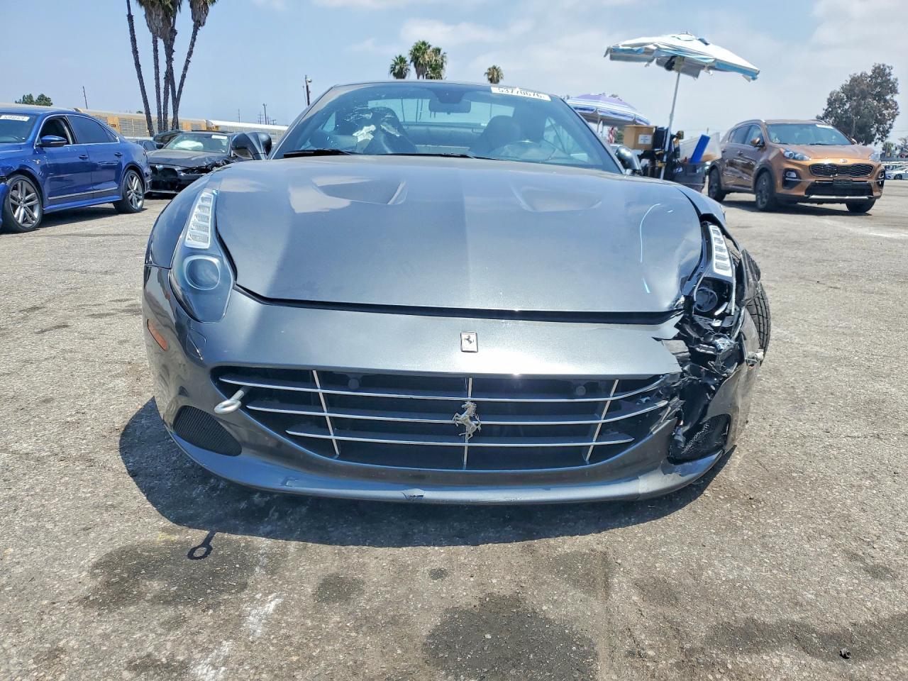 2016 Ferrari California T - zdjęcie 5