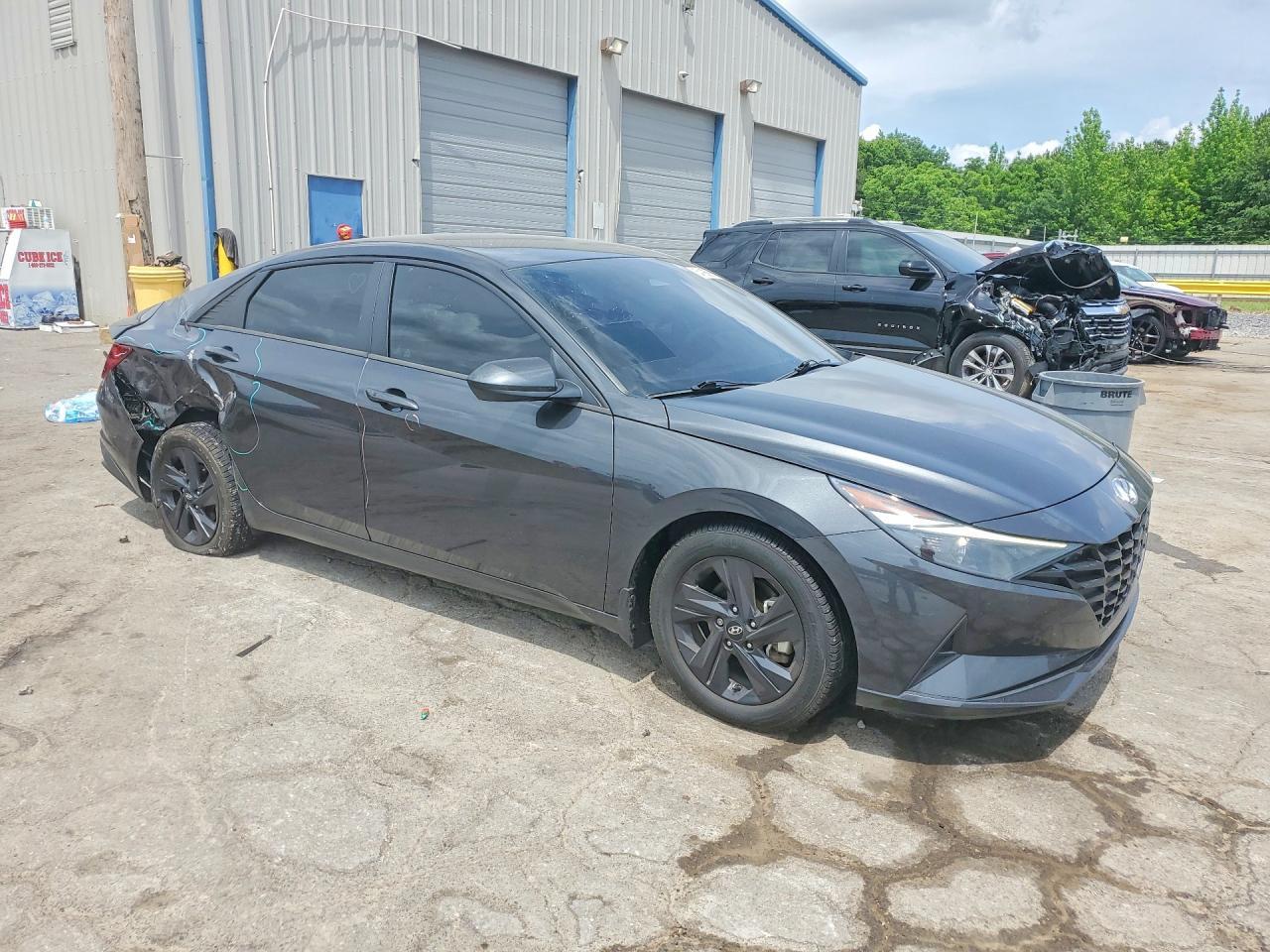 2023 Hyundai Elantra Sel - zdjęcie 4