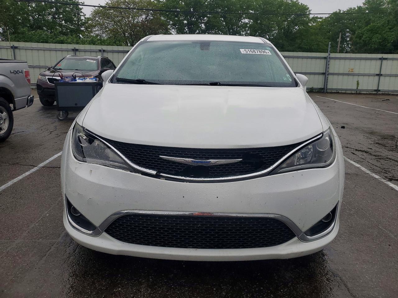 2018 Chrysler Pacifica Touring Plus - zdjęcie 5