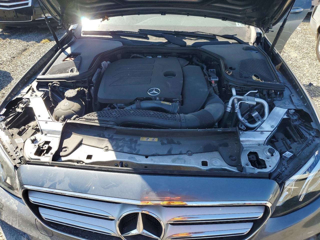 2020 Mercedes-Benz E 350 4Matic - zdjęcie 11