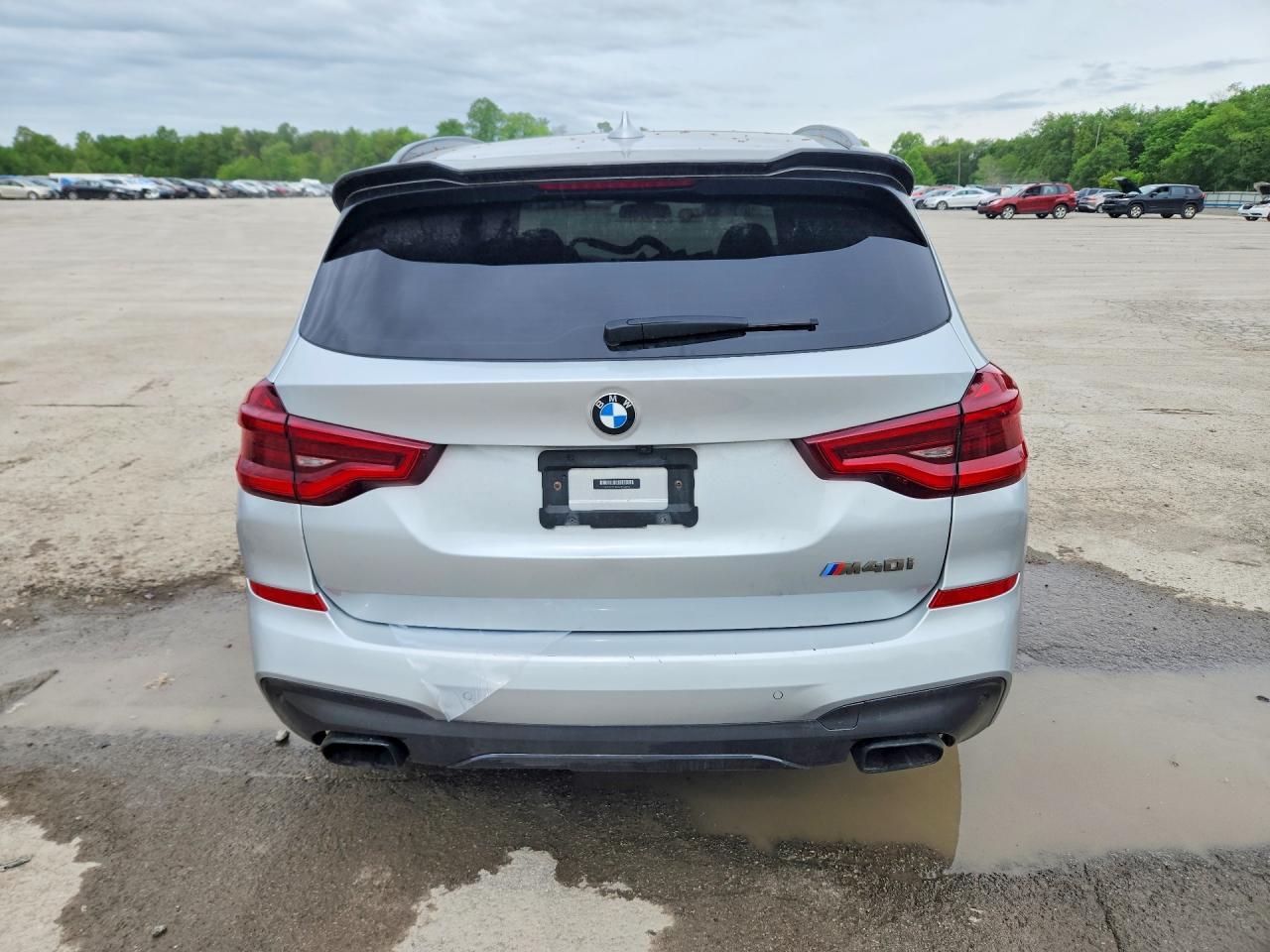 2021 BMW X3 xDrivem40I - zdjęcie 6