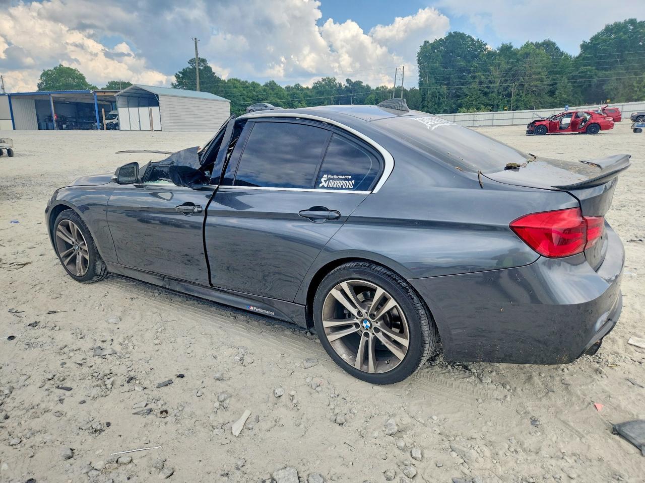 2017 BMW 330 I - zdjęcie 2