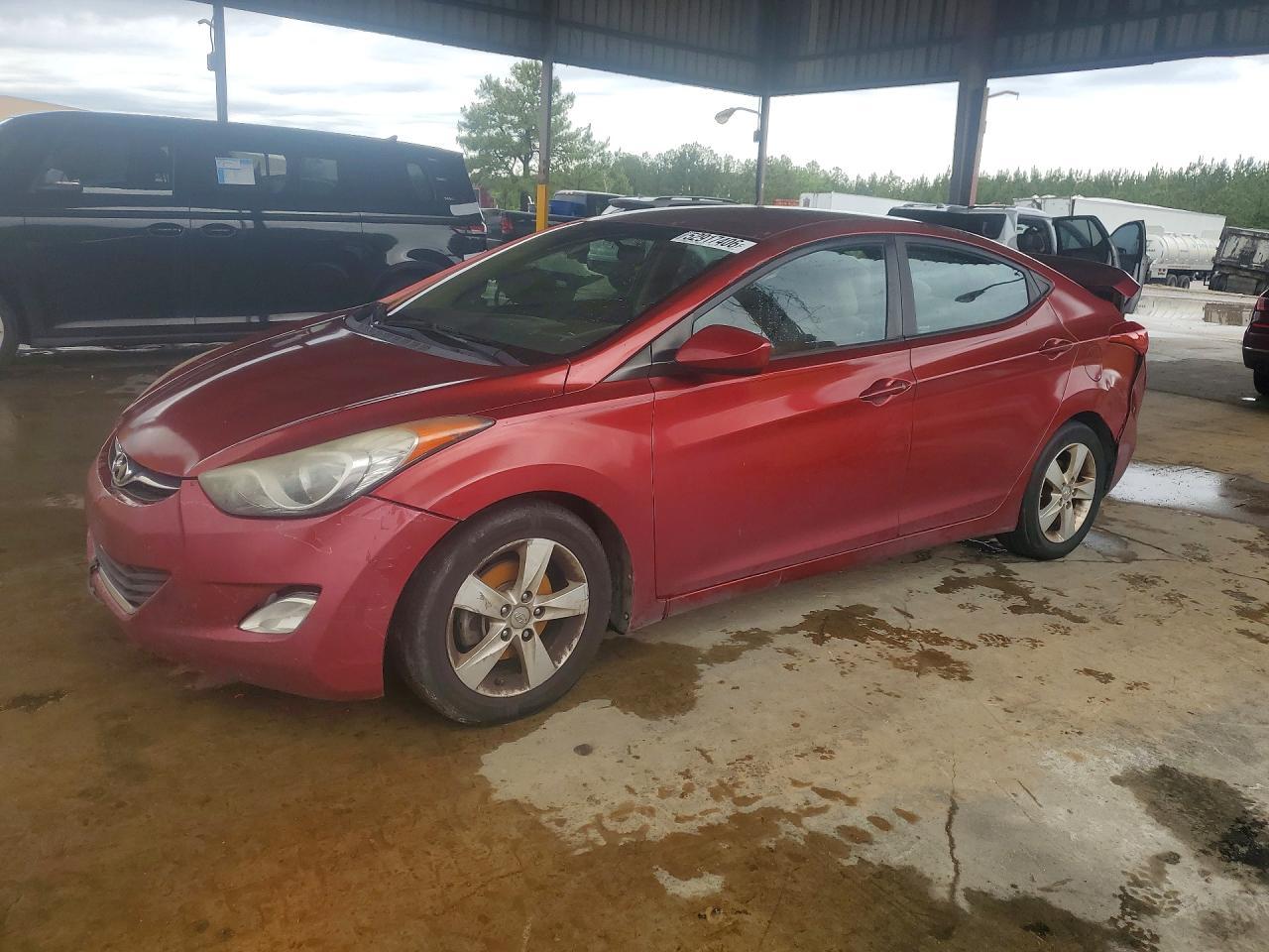 2013 Hyundai Elantra 4D - zdjęcie główne