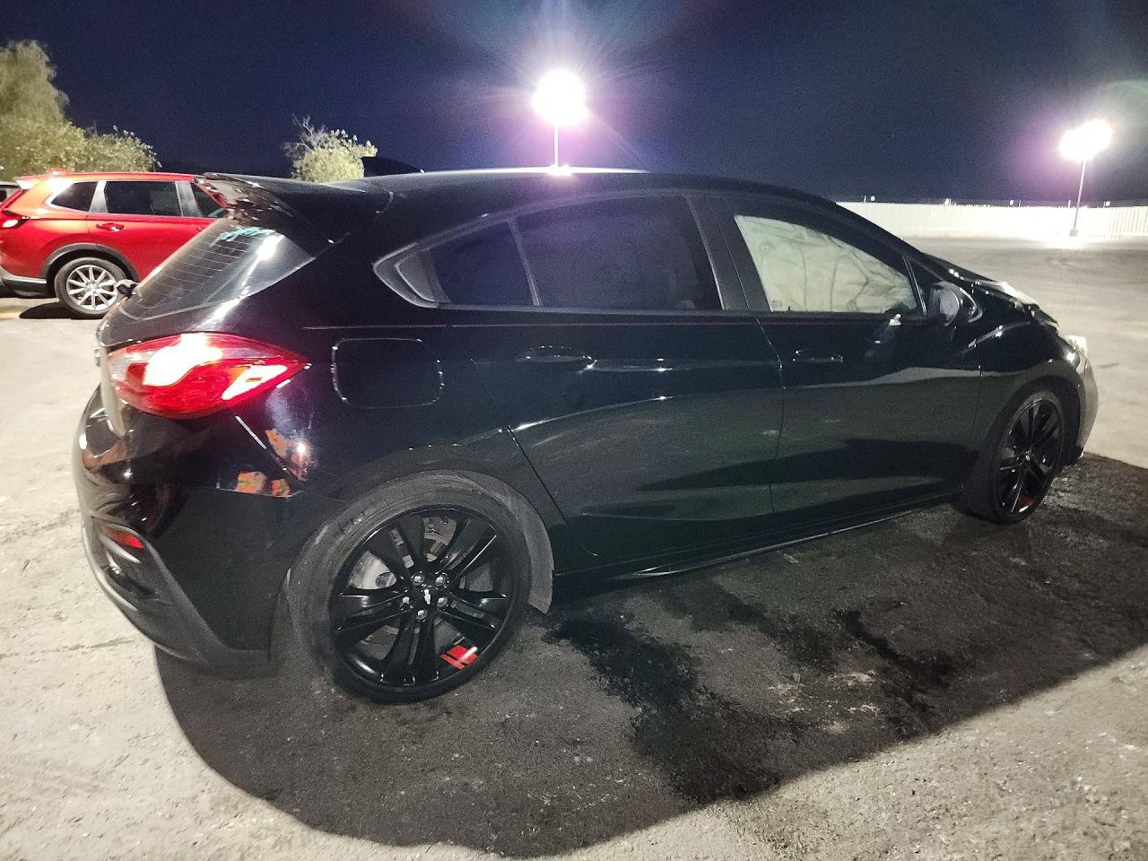 2018 Chevrolet Cruze Lt - zdjęcie 3