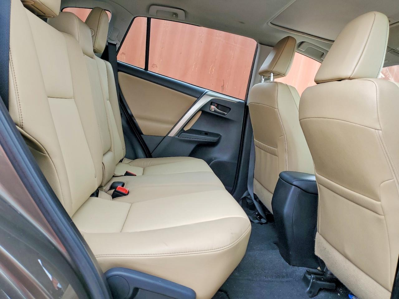 2015 Toyota Rav4 Limited - zdjęcie 11