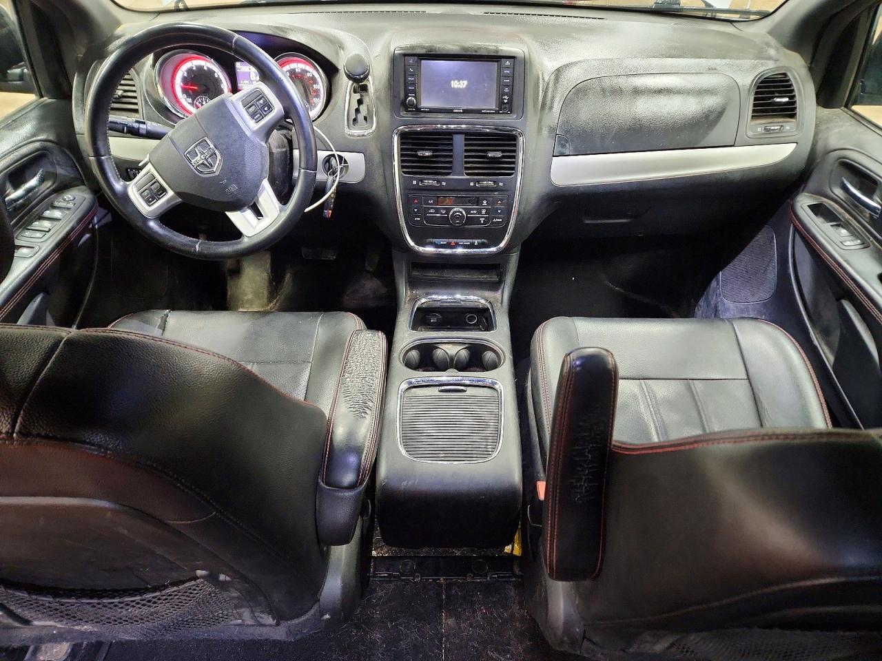 2016 Dodge Grand Caravan R - zdjęcie 8
