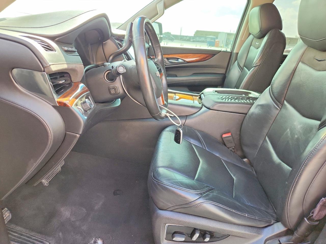 2015 Cadillac Escalade Luxury - zdjęcie 7