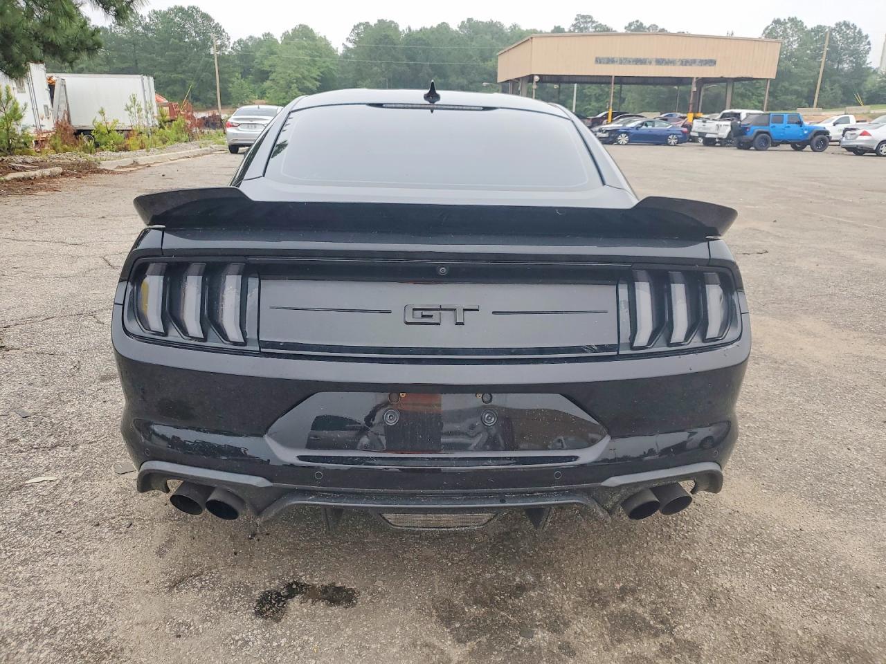 2020 Ford Mustang Gt - zdjęcie 6