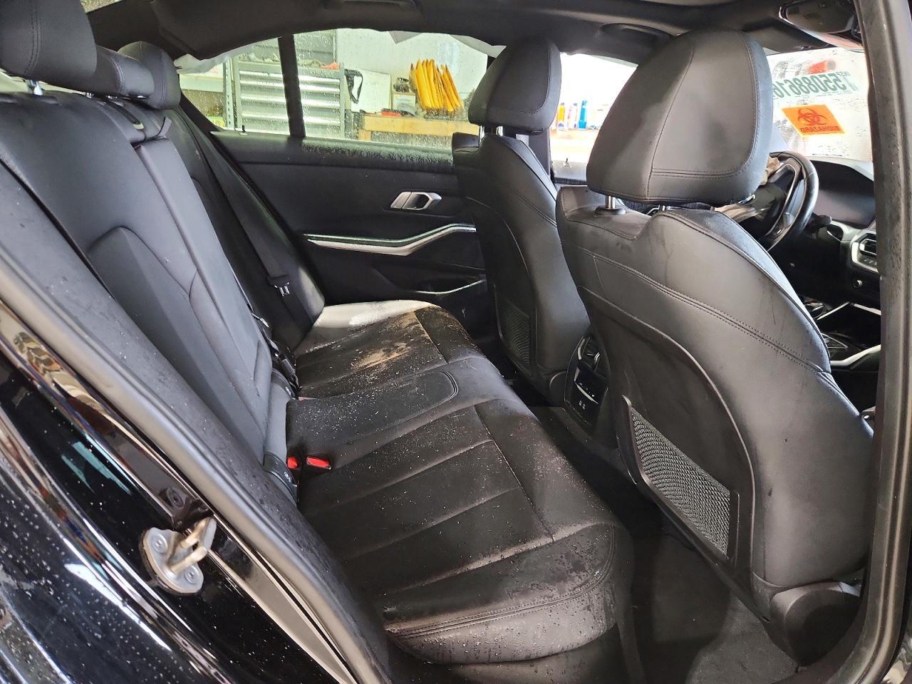 2021 BMW 330I - zdjęcie 10