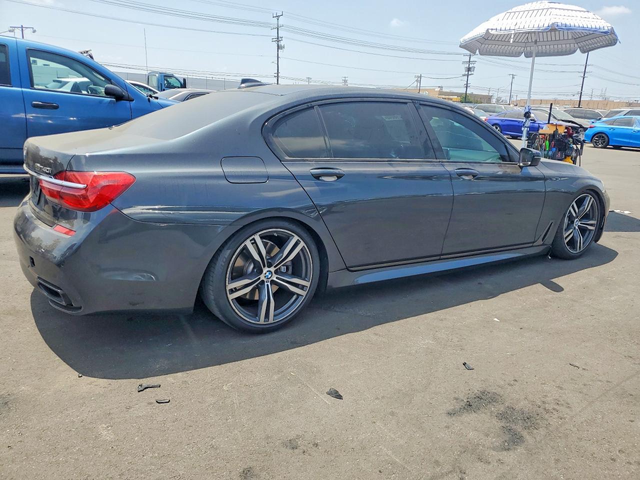 2019 BMW 740 I - zdjęcie 3