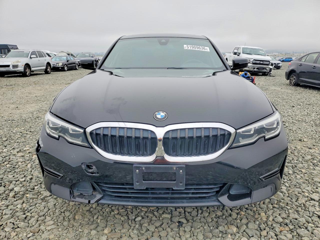 2020 BMW Seria 3 330i - zdjęcie 5