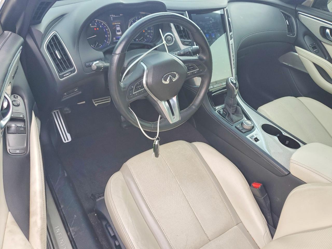 2019 Infiniti Q60 Red Sport 400 - zdjęcie 8