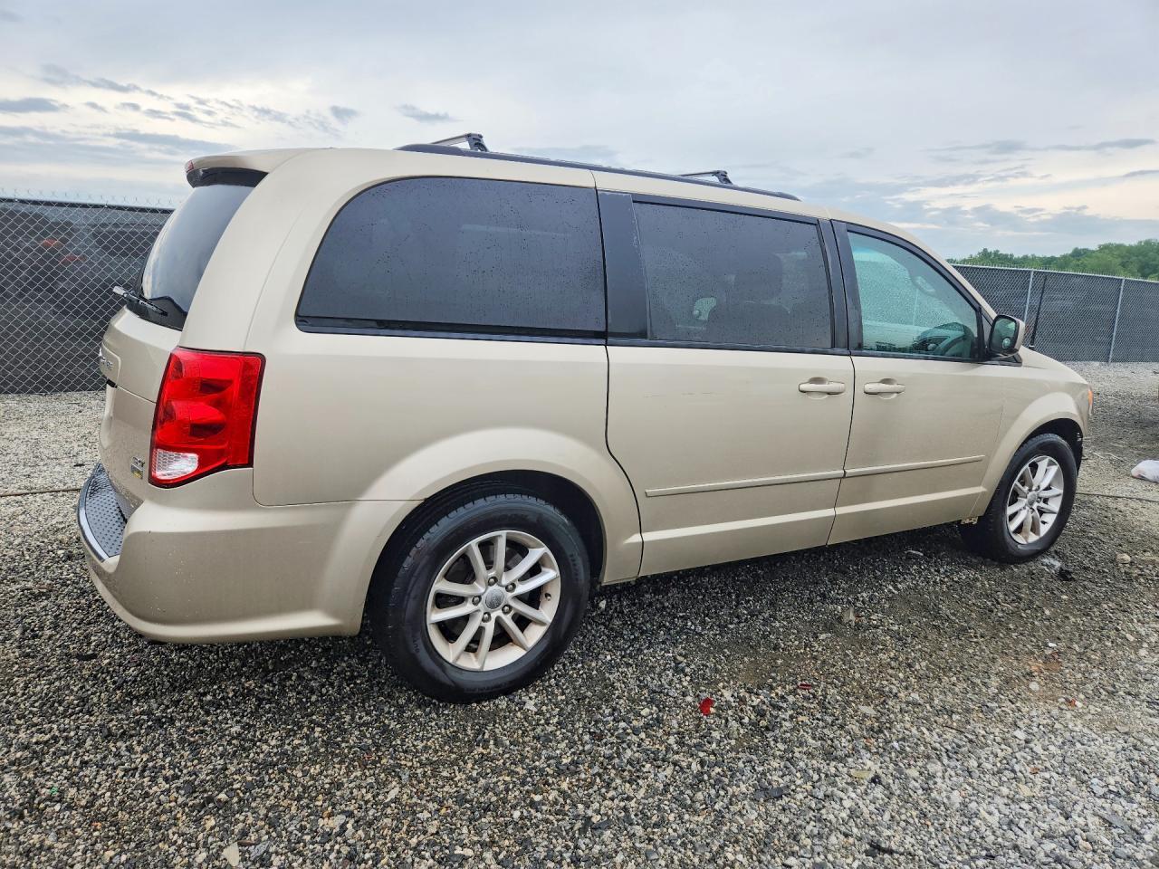 2016 Dodge Grand Caravan Sxt - zdjęcie 3
