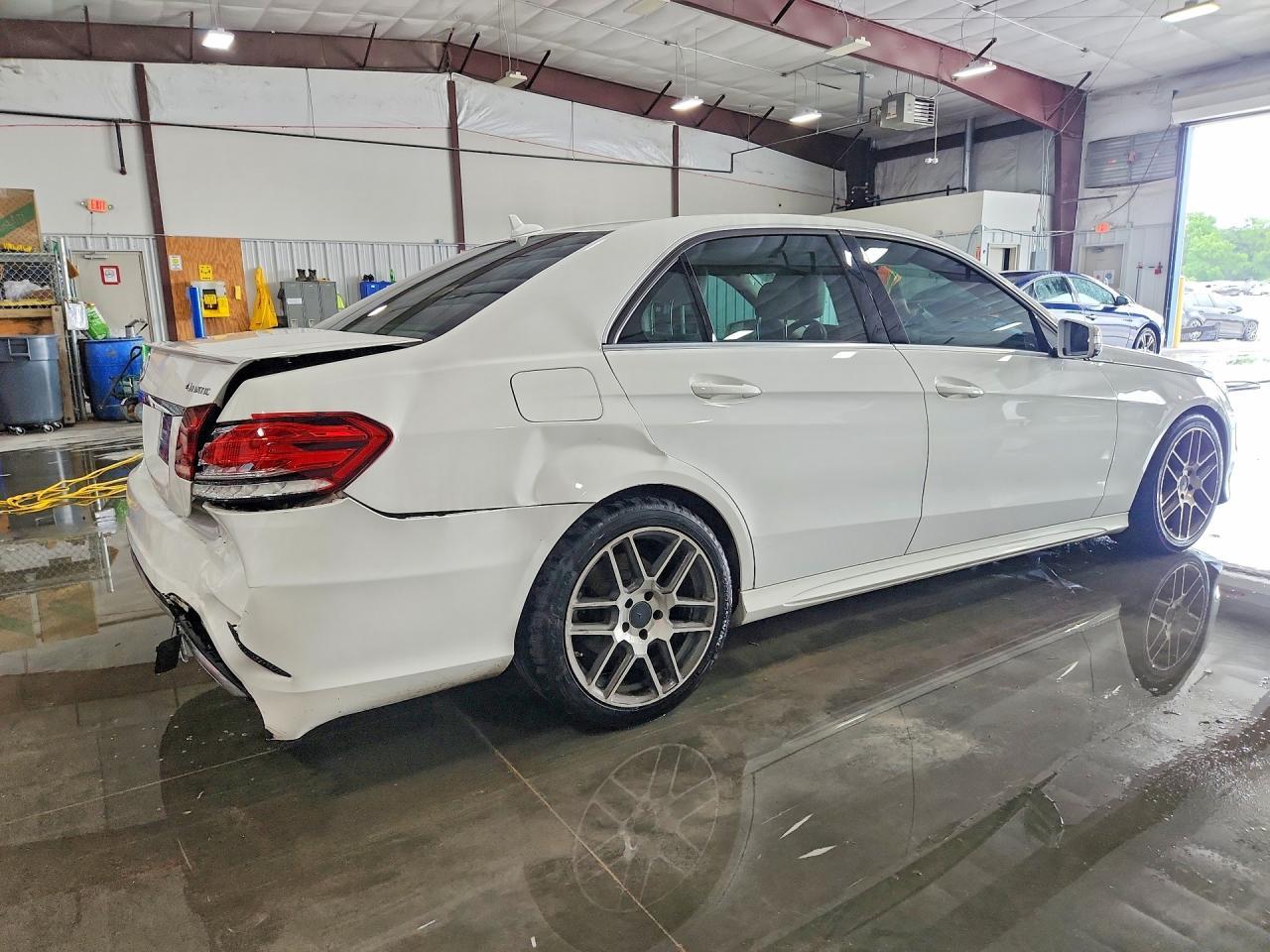 2014 Mercedes-Benz E 350 4Matic - zdjęcie 3
