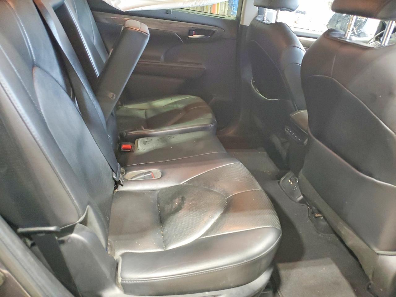 2021 Toyota Highlander Limited - zdjęcie 10