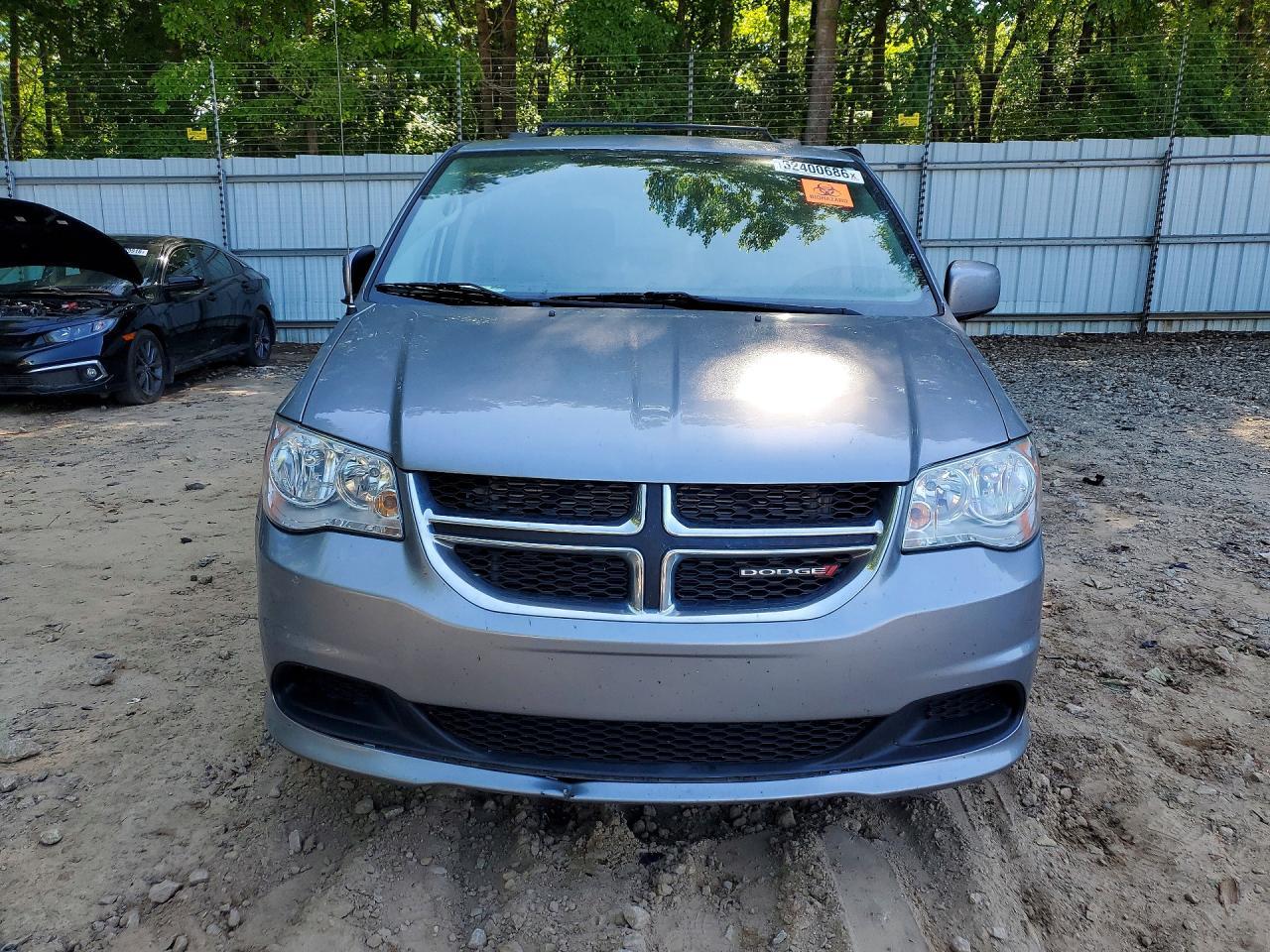 2016 Dodge Grand Caravan Sxt - zdjęcie 5