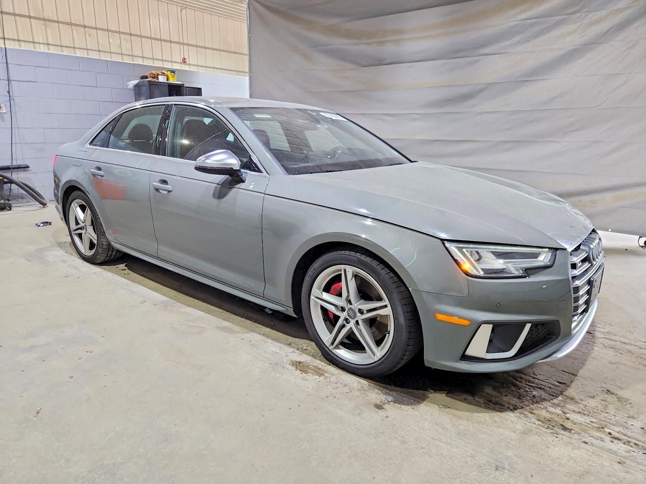 2019 Audi S4 Premium Plus - zdjęcie 4