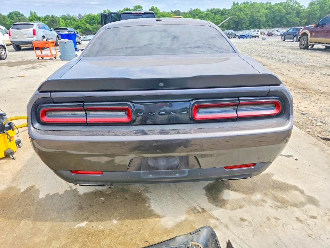 2023 Dodge Challenger R - zdjęcie 6