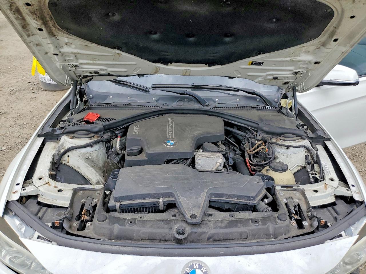 2014 BMW 320 I xDrive - zdjęcie 11