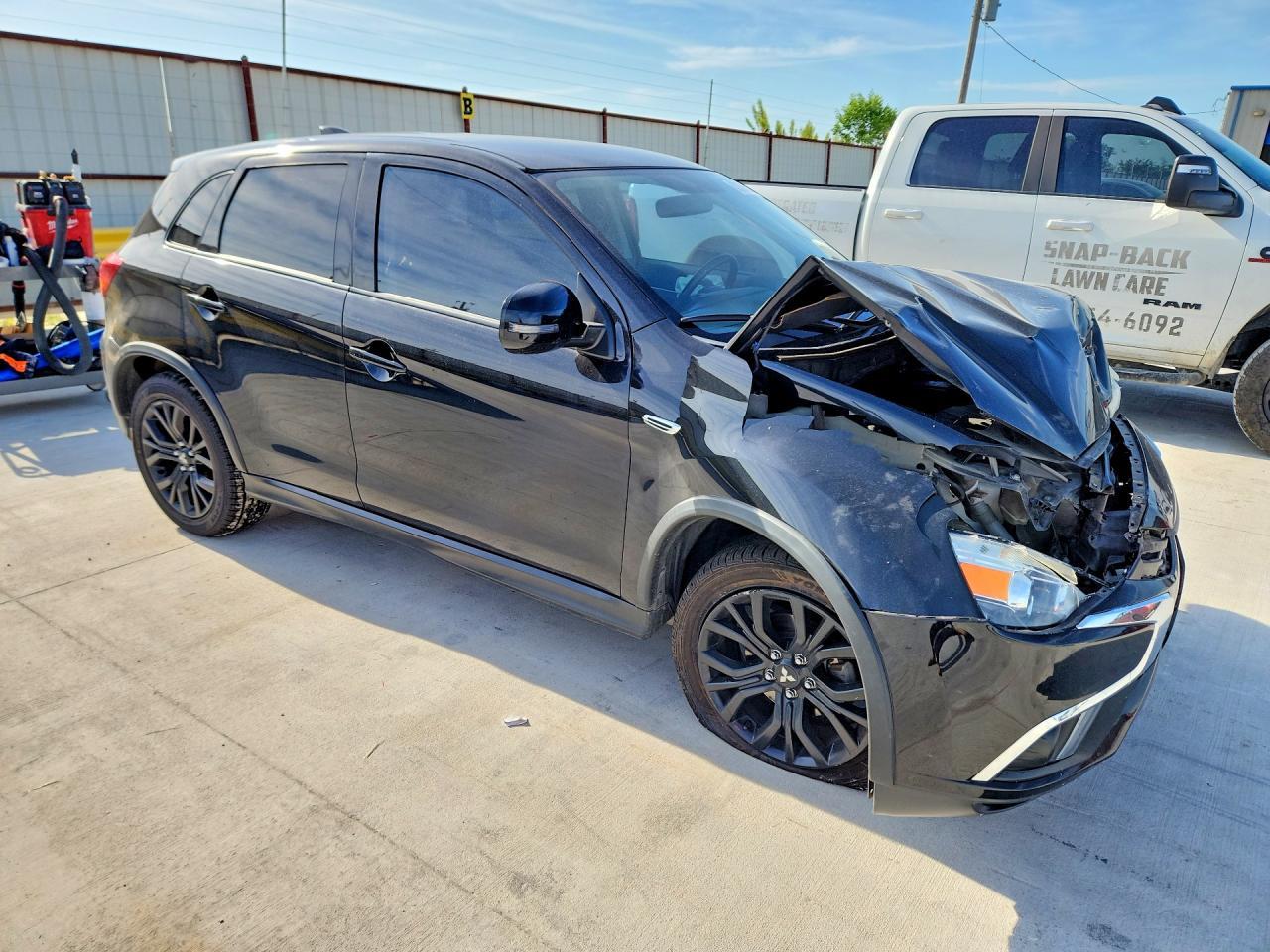 2019 Mitsubishi Outlander Sport Es - zdjęcie 4