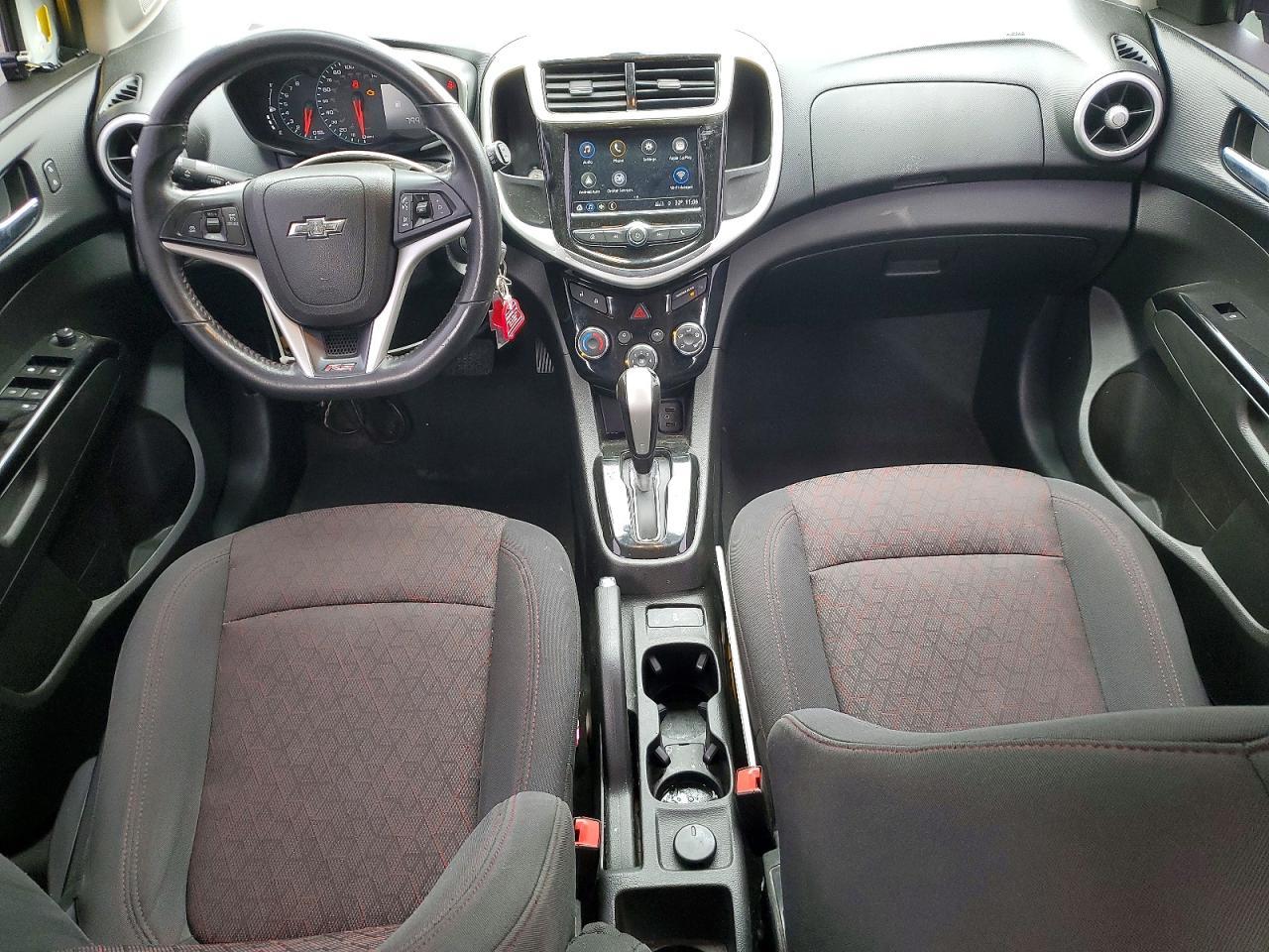 2018 Chevrolet Sonic Lt - zdjęcie 8