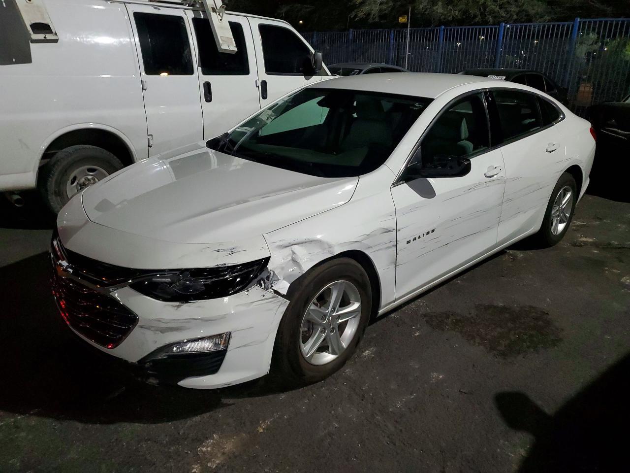 2024 Chevrolet Malibu Ls - zdjęcie główne