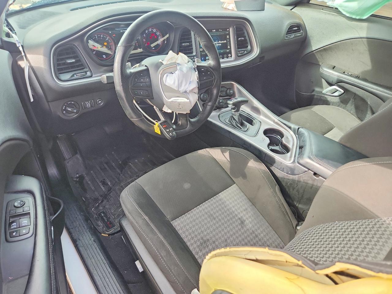 2022 Dodge Challenger R - zdjęcie 8