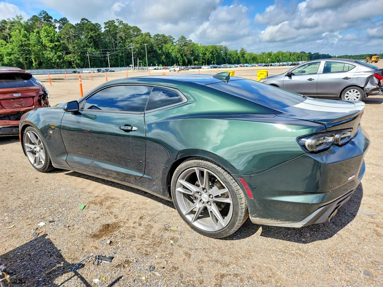 2020 Chevrolet Camaro Ls - zdjęcie 2