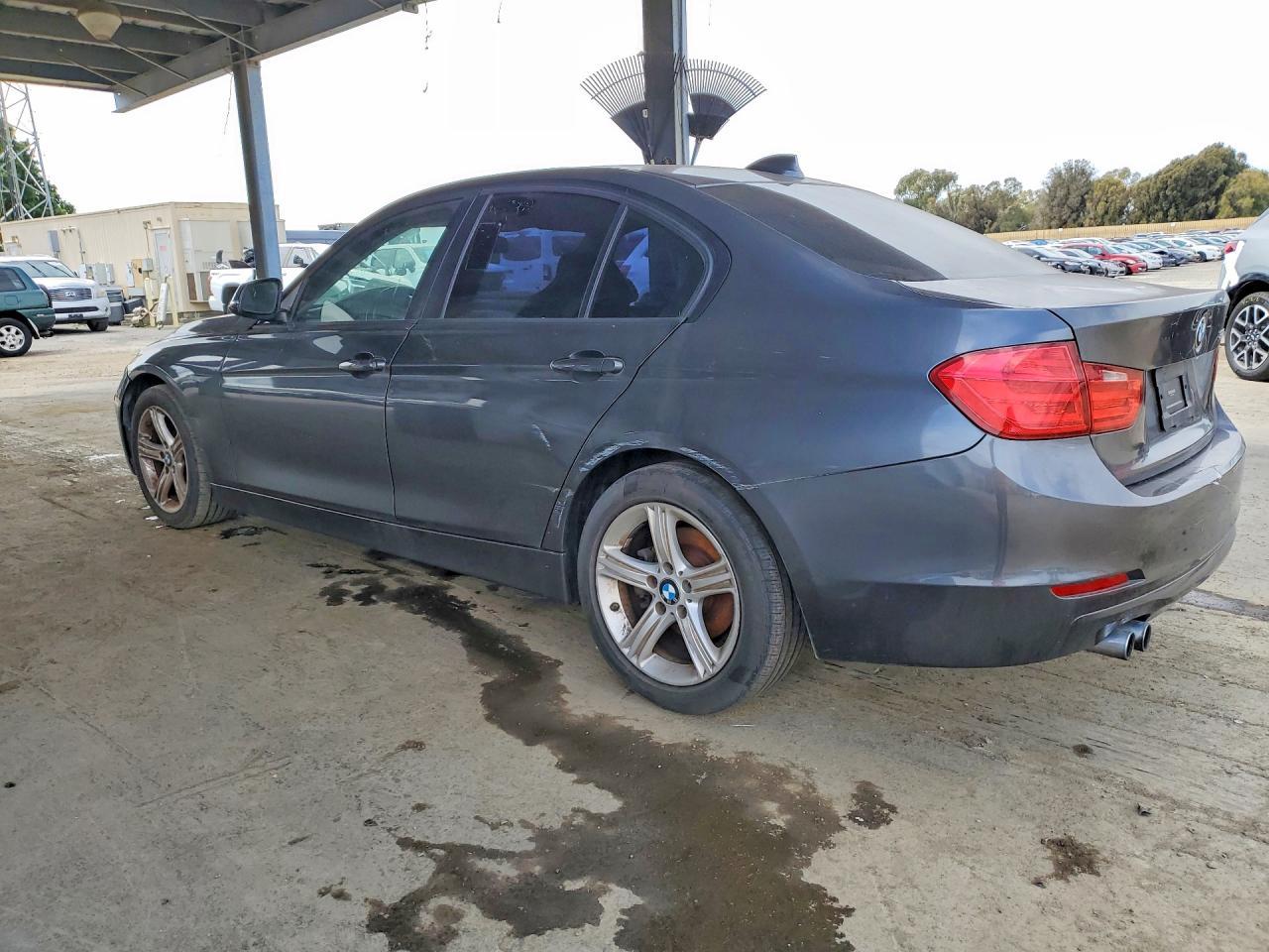 BMW Seria 3 - zdjęcie 2