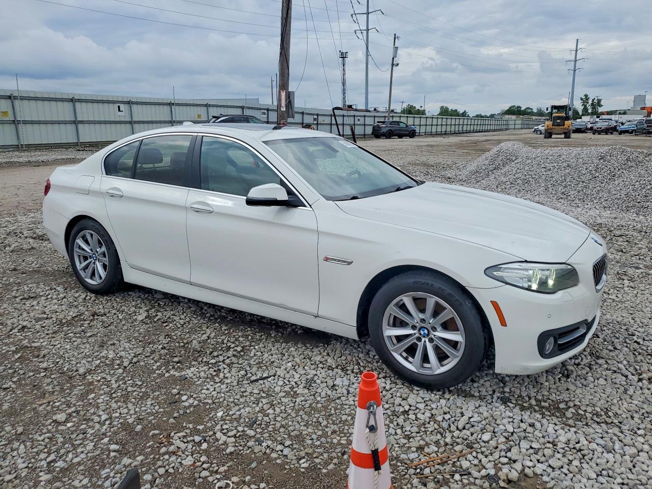 2015 BMW 528 Xi - zdjęcie 4