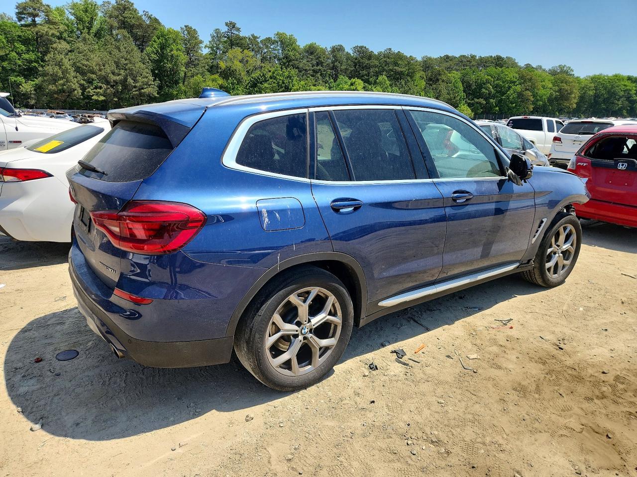 2021 BMW X3 xDrive30I - zdjęcie 3