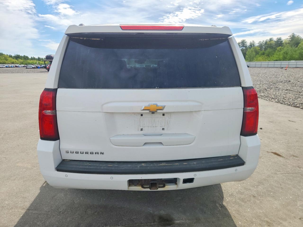 2015 Chevrolet Suburban K1500 Lt - zdjęcie 6