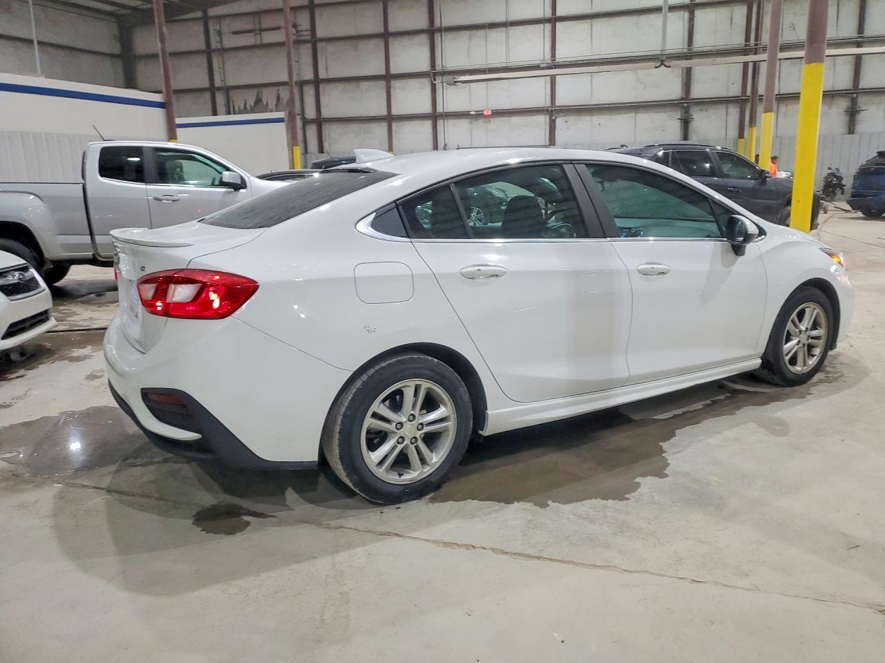2017 Chevrolet Cruze Lt - zdjęcie 3
