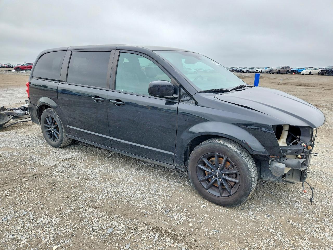 2019 Dodge Grand Caravan Gt - zdjęcie 4