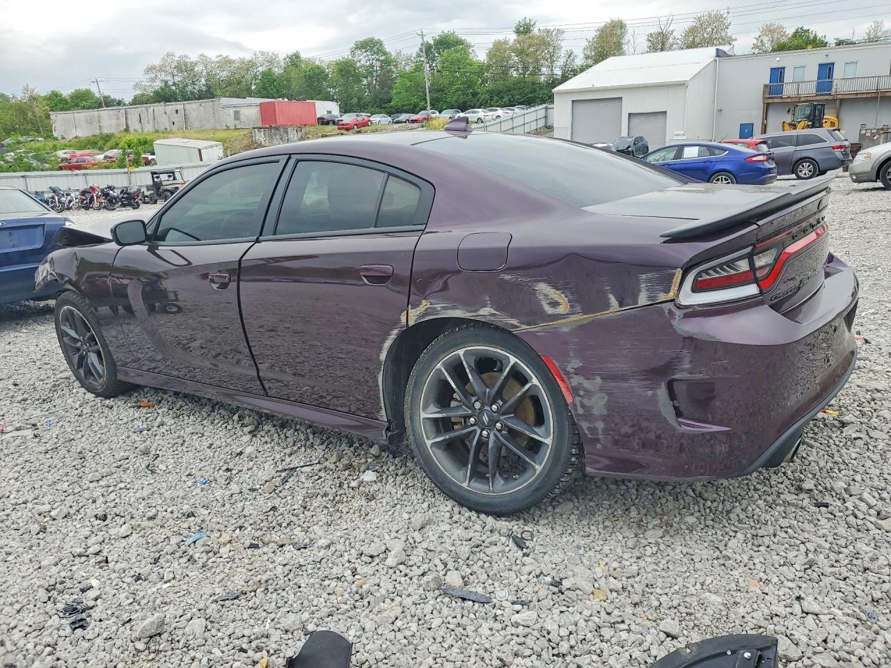 2021 Dodge Charger Gt - zdjęcie 2