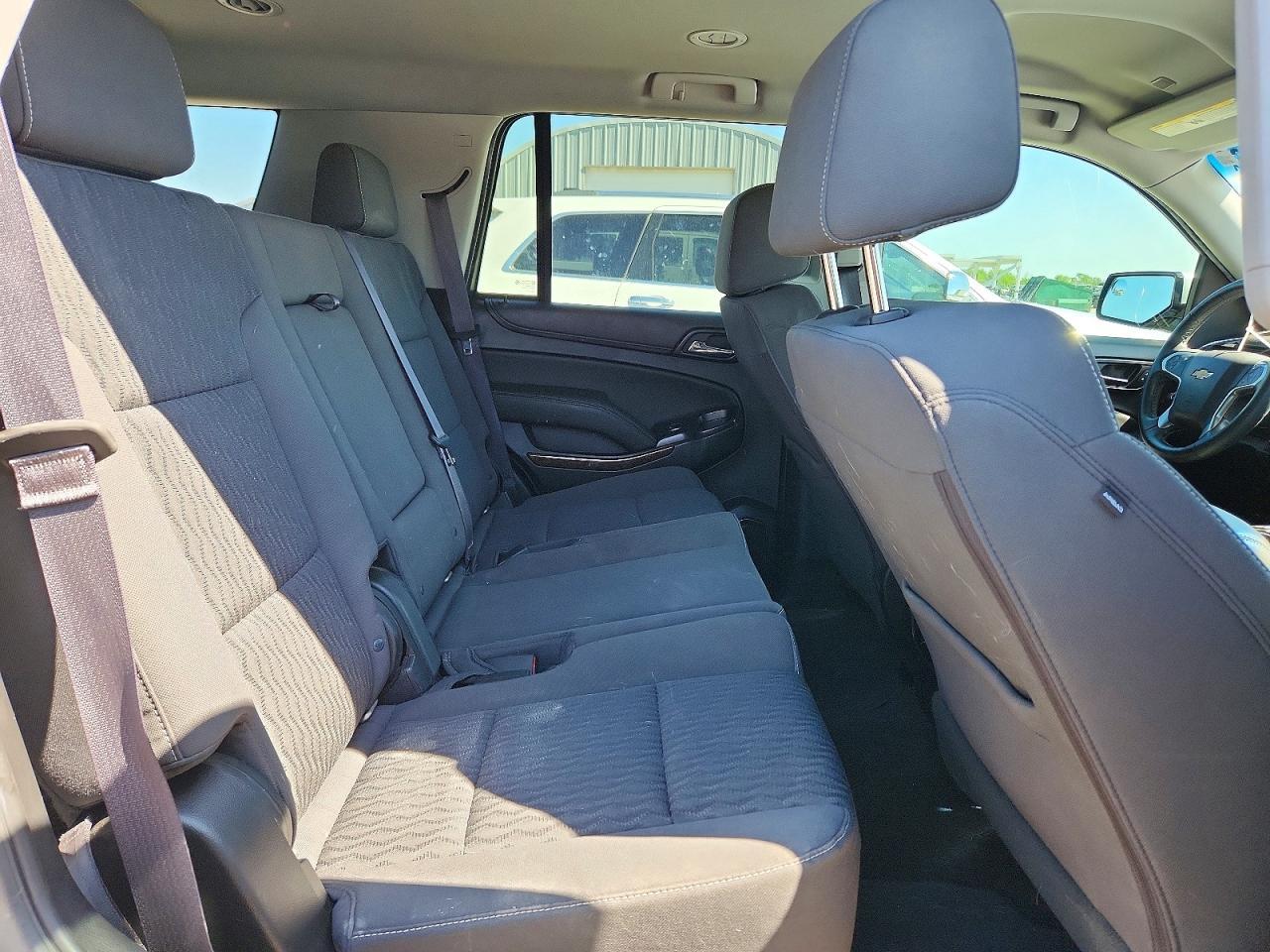 2017 Chevrolet Tahoe K1500 Ls - zdjęcie 11