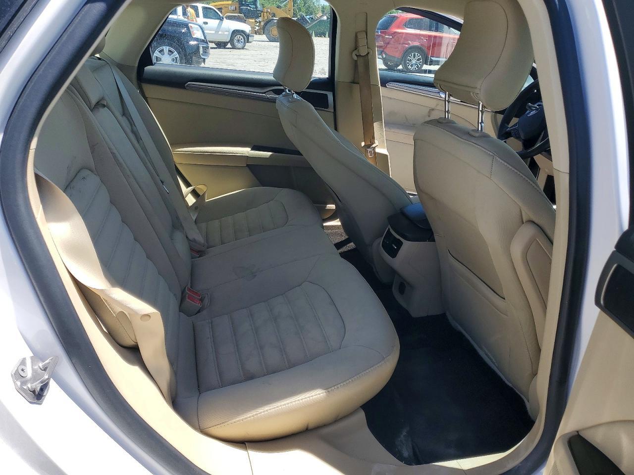 2015 Ford Fusion Se - zdjęcie 10