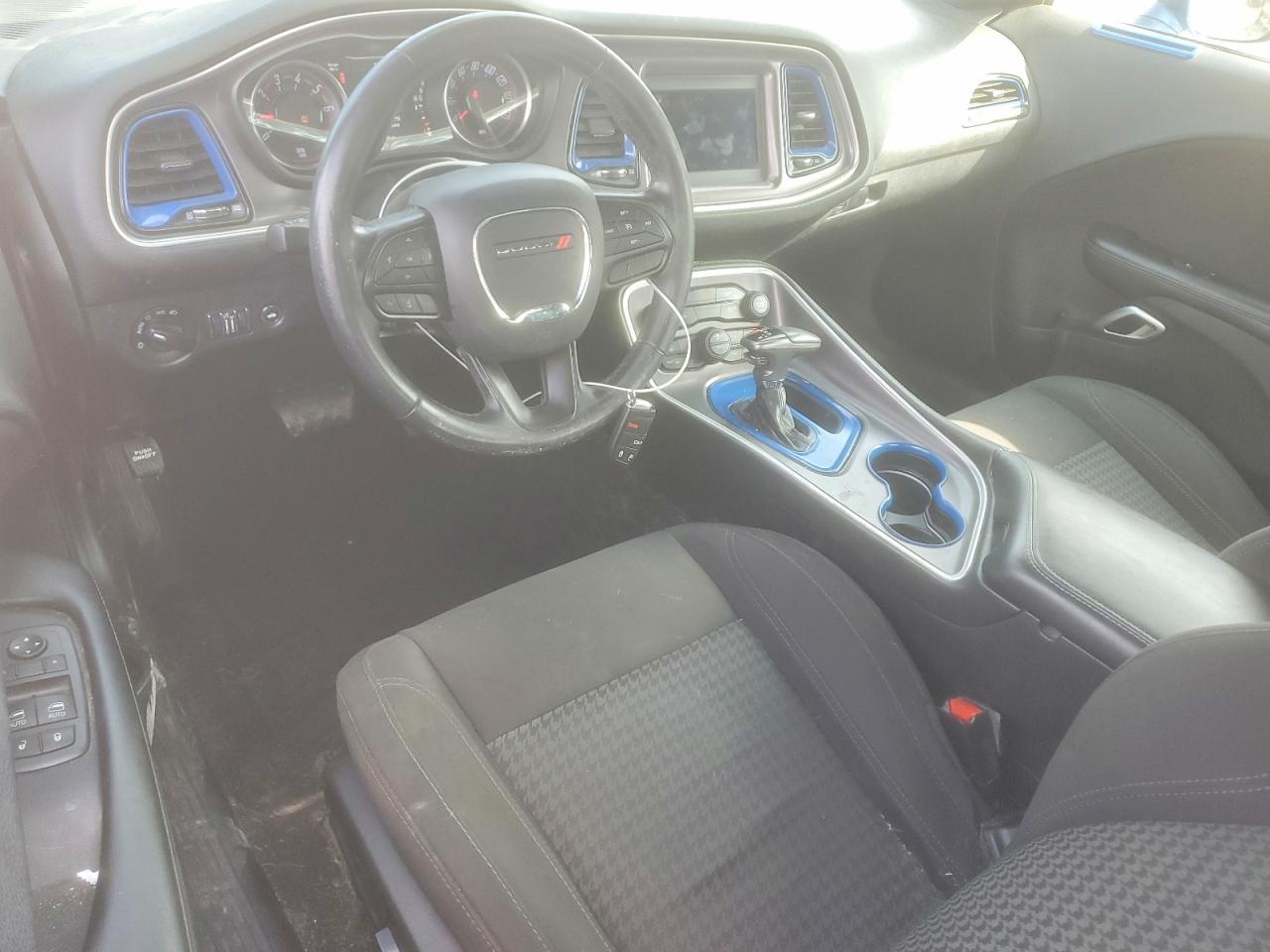 2020 Dodge Challenger Sxt - zdjęcie 8