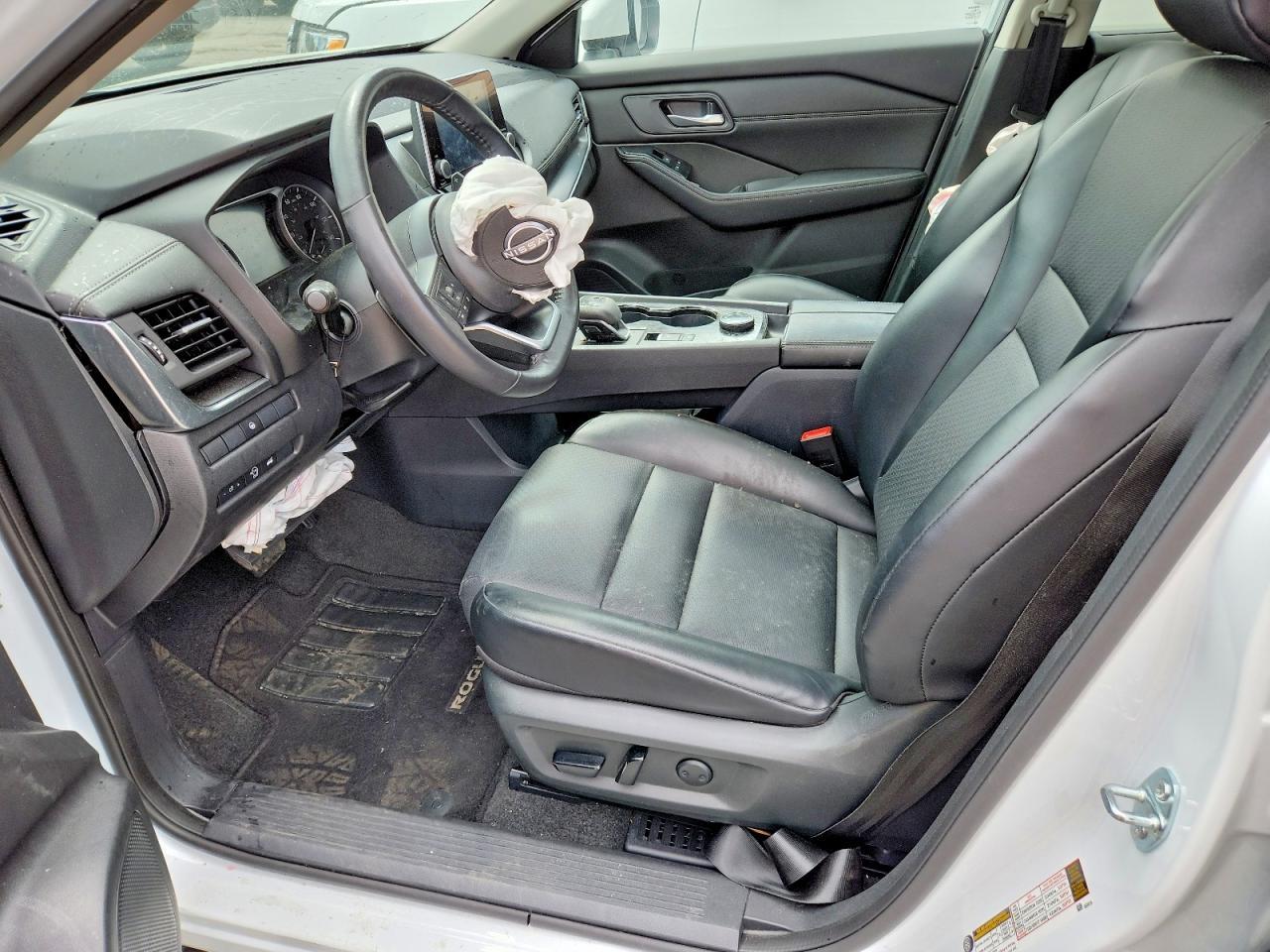 2024 Nissan Rogue Sv - zdjęcie 7