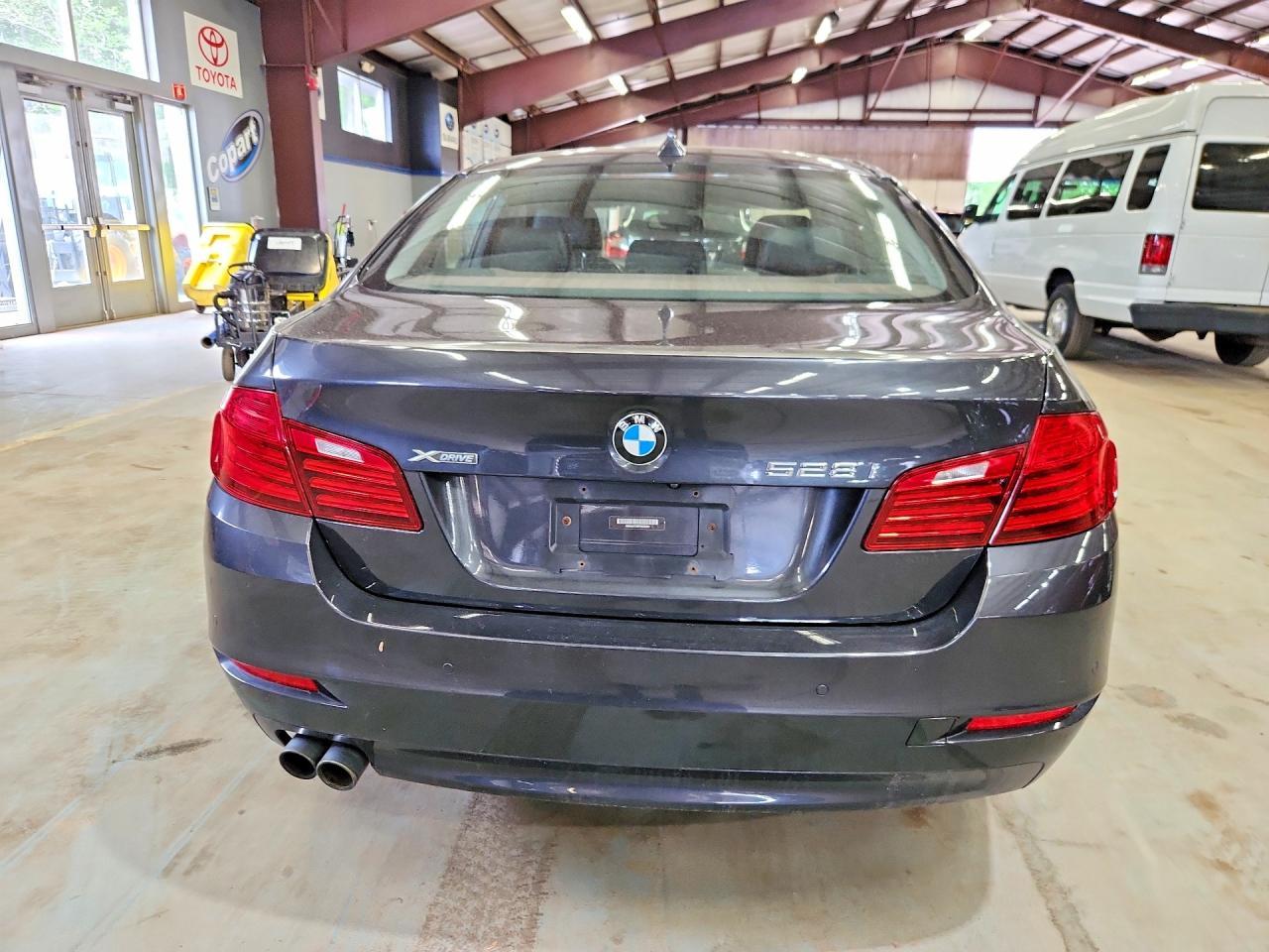 2015 BMW 528 Xi - zdjęcie 6