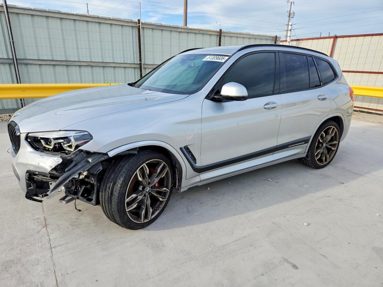 2021 BMW X3 xDrivem40I - zdjęcie główne
